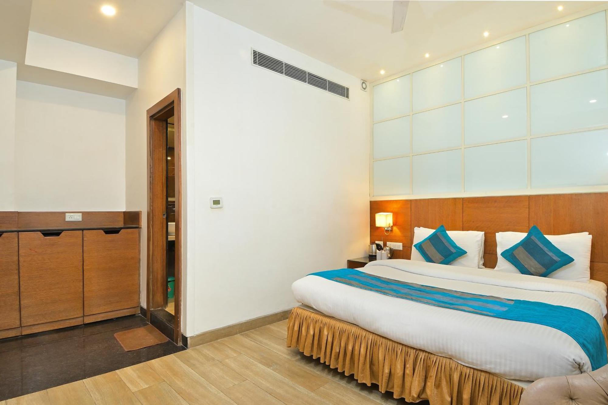 Hotel Hari Piorko Neu-Delhi Exterior foto